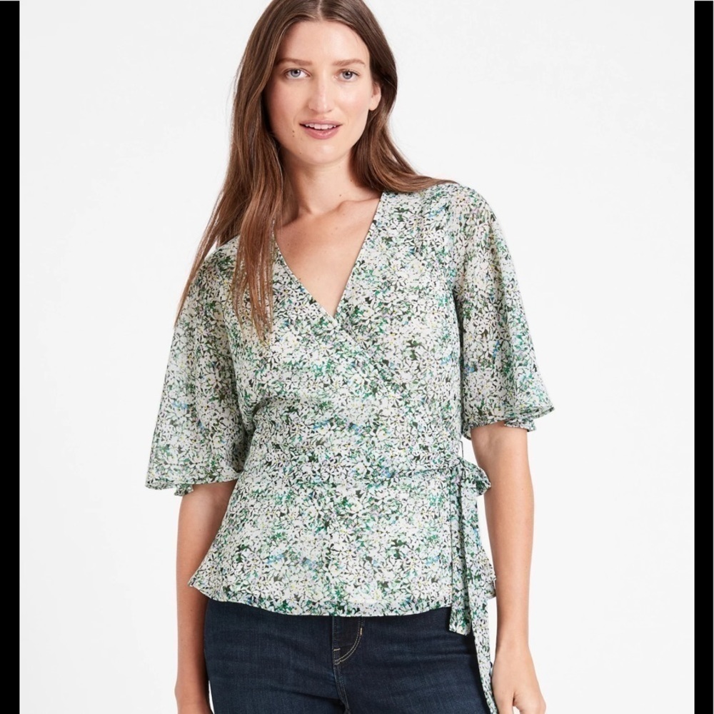 Banana Republic Blue jasmine wrap blouse. - Picture 2 of 8